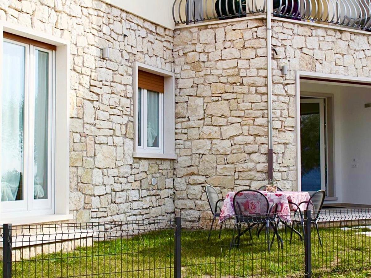 Cosy Torri Apartments Torri Del Benaco Extérieur photo