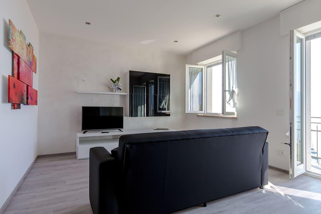 Cosy Torri Apartments Torri Del Benaco Extérieur photo