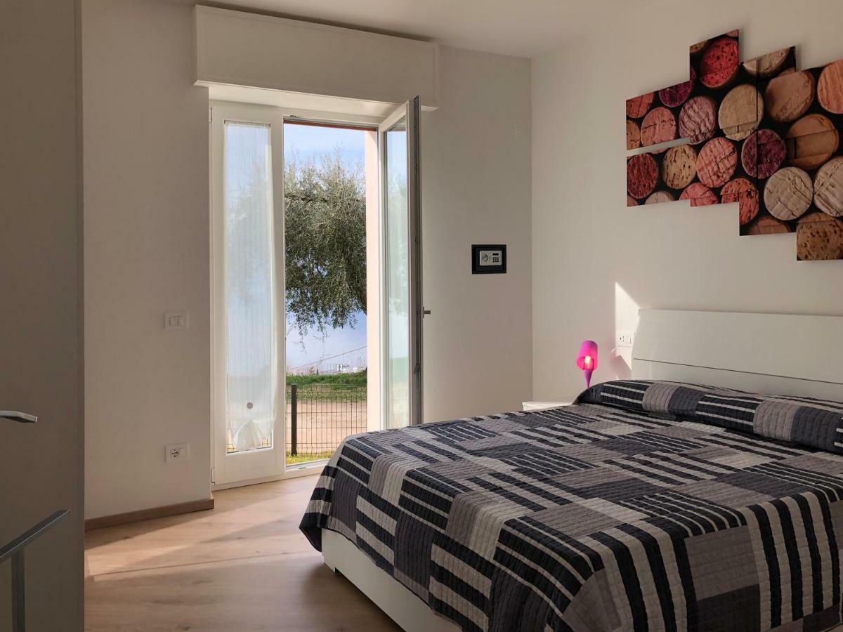Cosy Torri Apartments Torri Del Benaco Extérieur photo