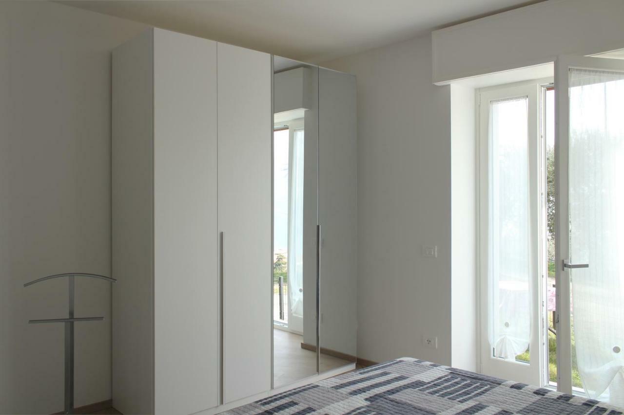 Cosy Torri Apartments Torri Del Benaco Extérieur photo
